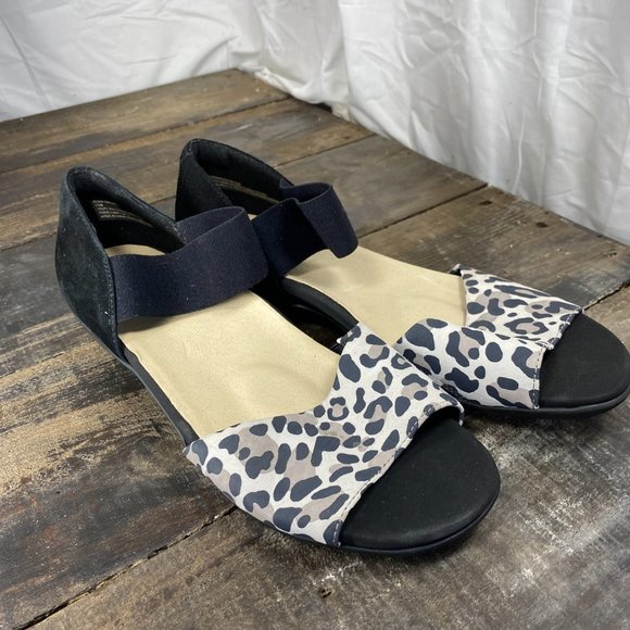 Earth ALDER AMOAA Women's Sandals Size 11M Leopard Print Sandal - Picture 2 of 5